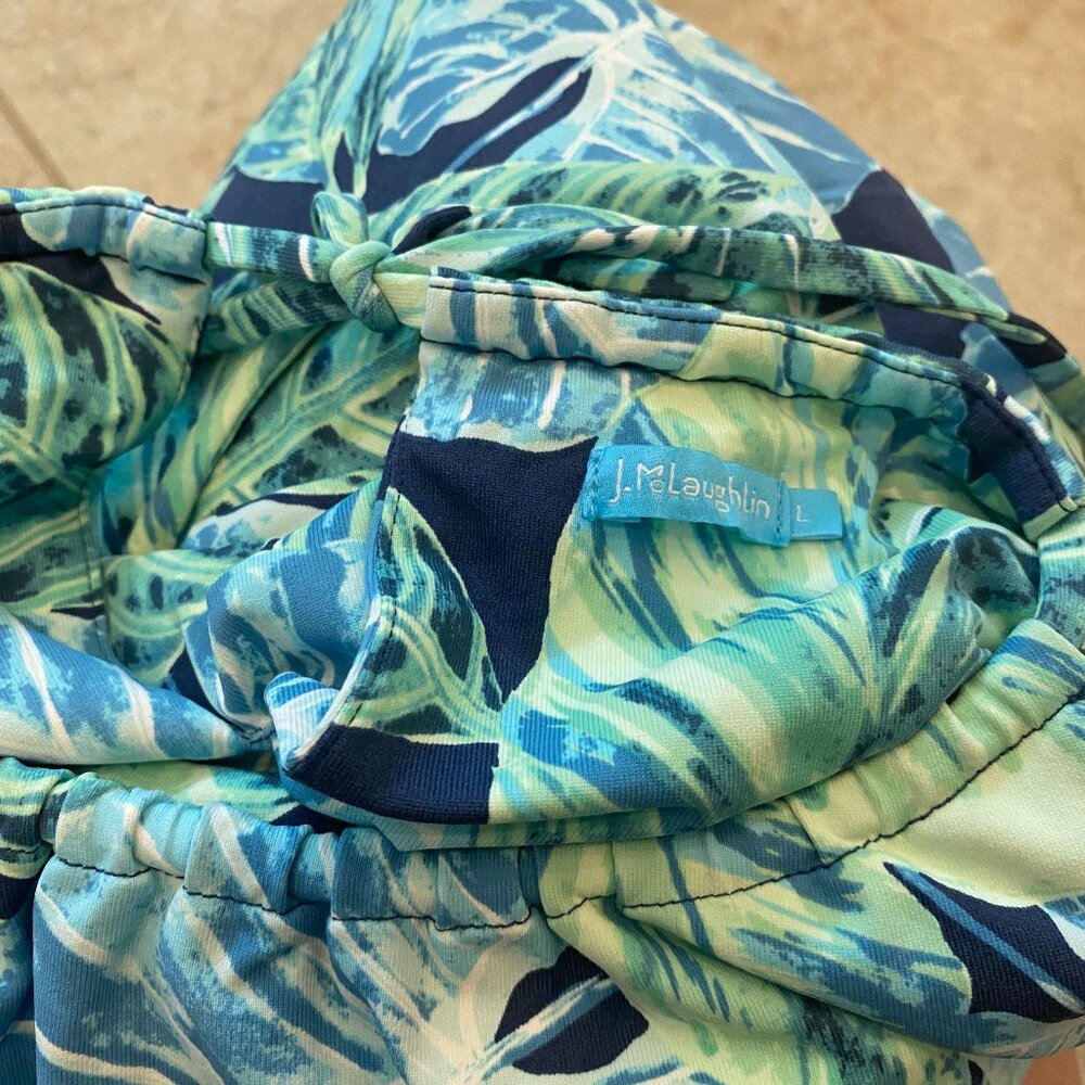 Leaf Patterned Tank Top - image 4